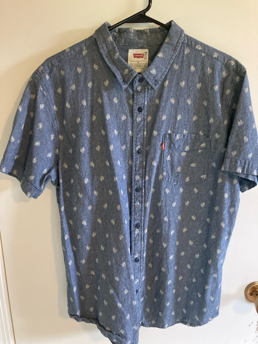 Levi's Blue Short-Sleeve Button-Down with White Leaf Motif